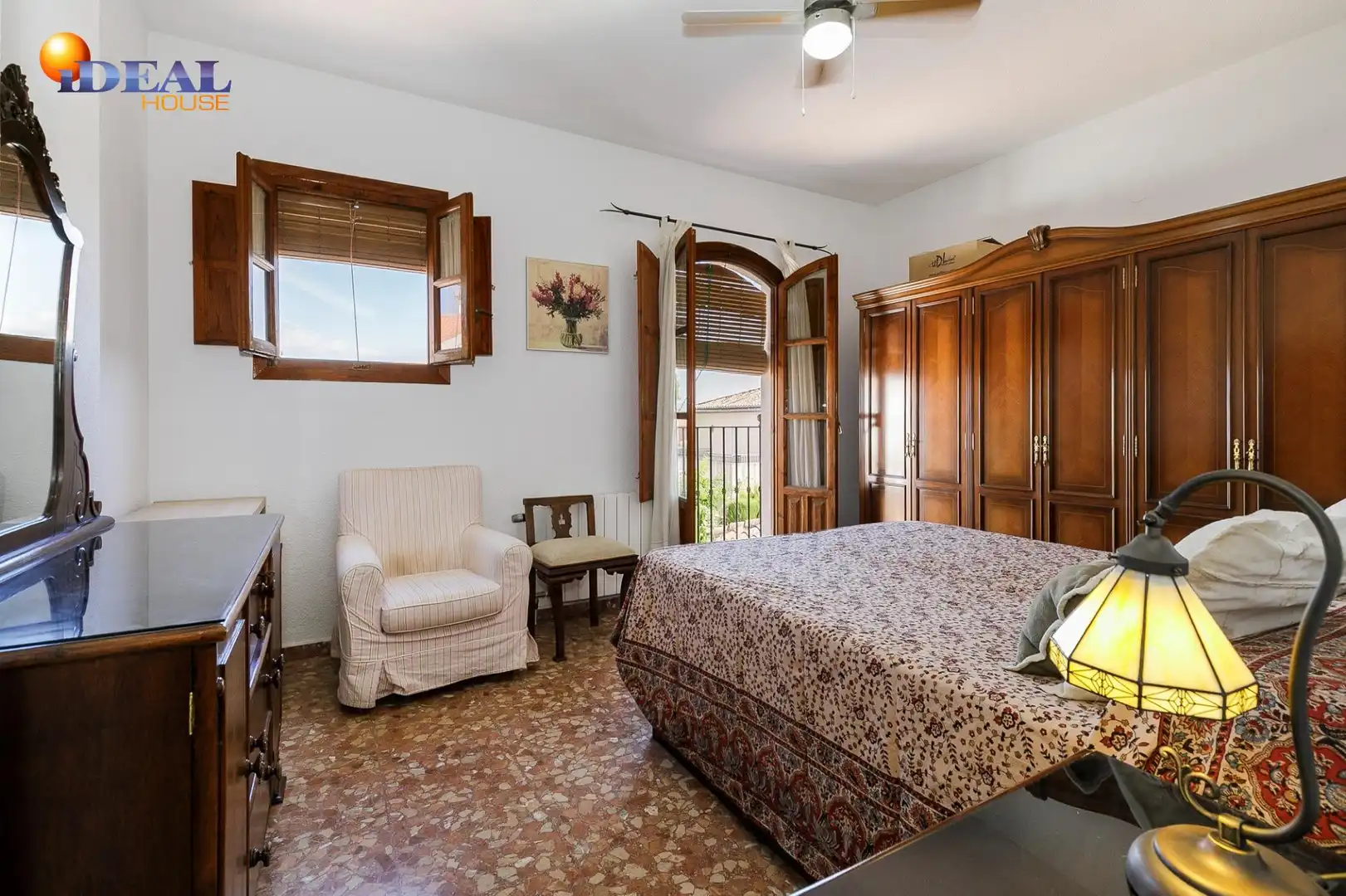 Habitación de Casa o chalet en venta en Ogíjares con Jardín privado, Terraza y Balcón