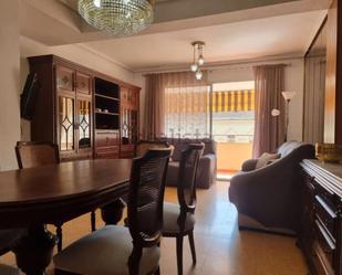 Sala d'estar de Pis de lloguer en  Valencia Capital amb Moblat, Forn i Rentadora