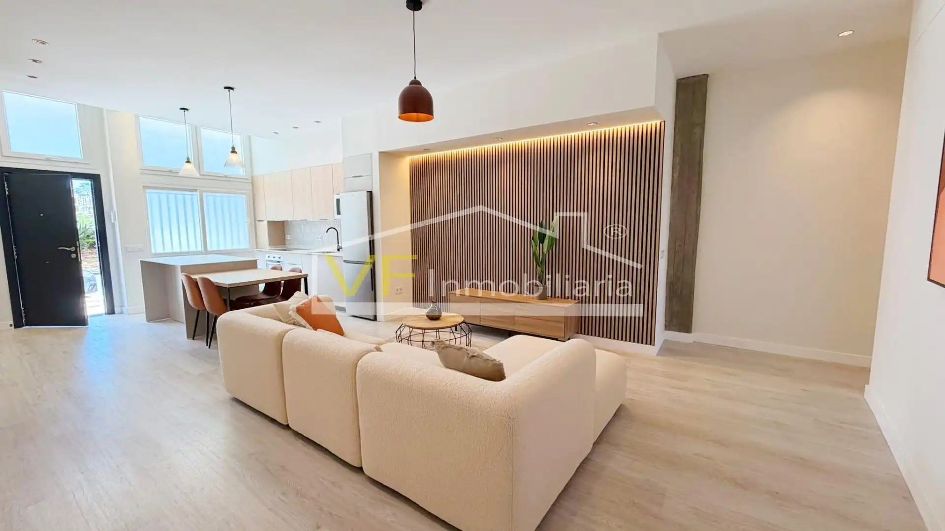 Sala d'estar de Dúplex en venda en Málaga