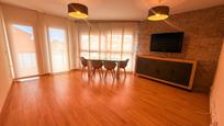 Living room of Flat for sale in El Vendrell  with Air Conditioner, Heating and Parquet flooring
