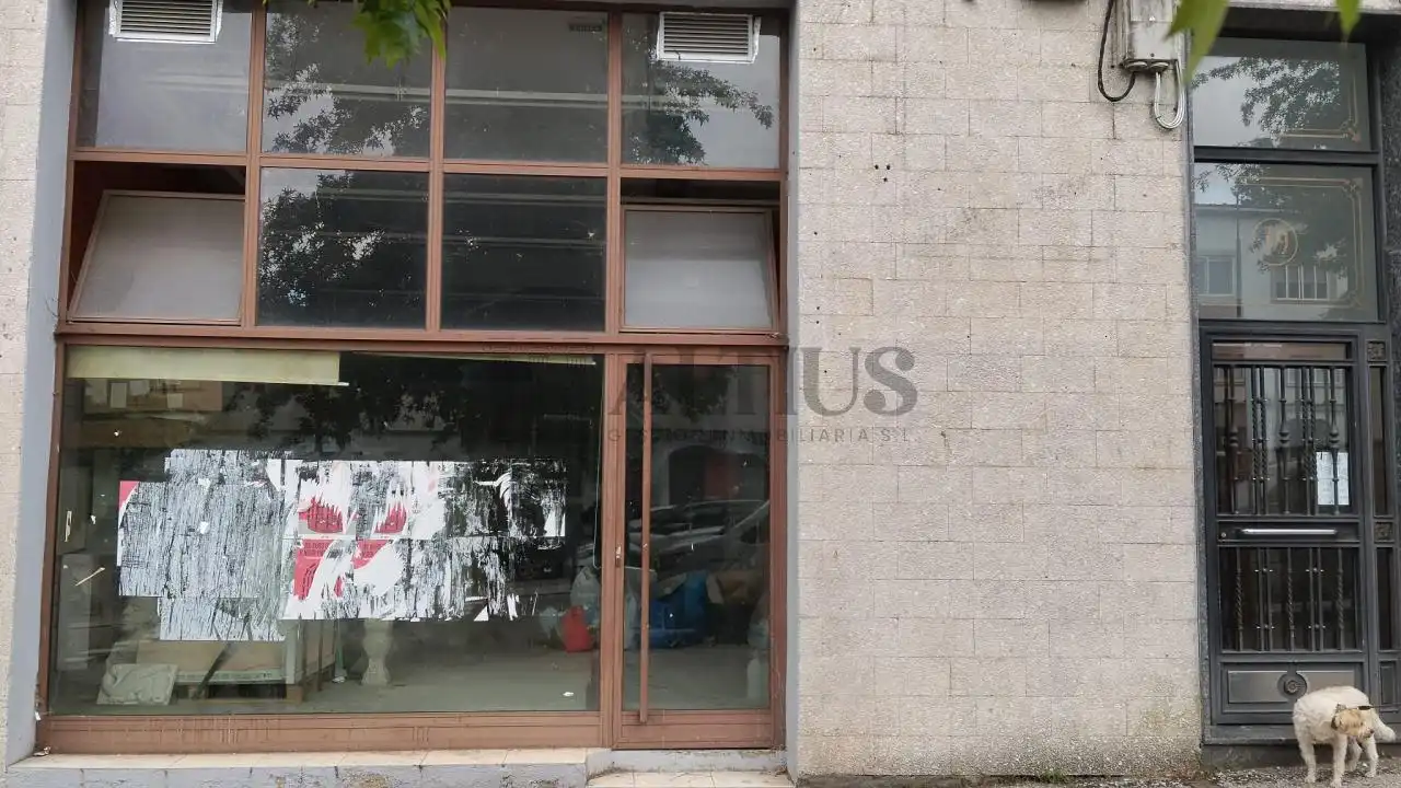 Geschaftsraum zur Miete in Av. de Rodríguez de Viguri, Campus Norte - San Caetano