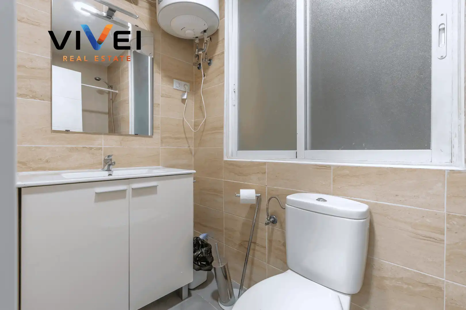 Baño de Piso en venta en Madrid con Calefacción y Balcón