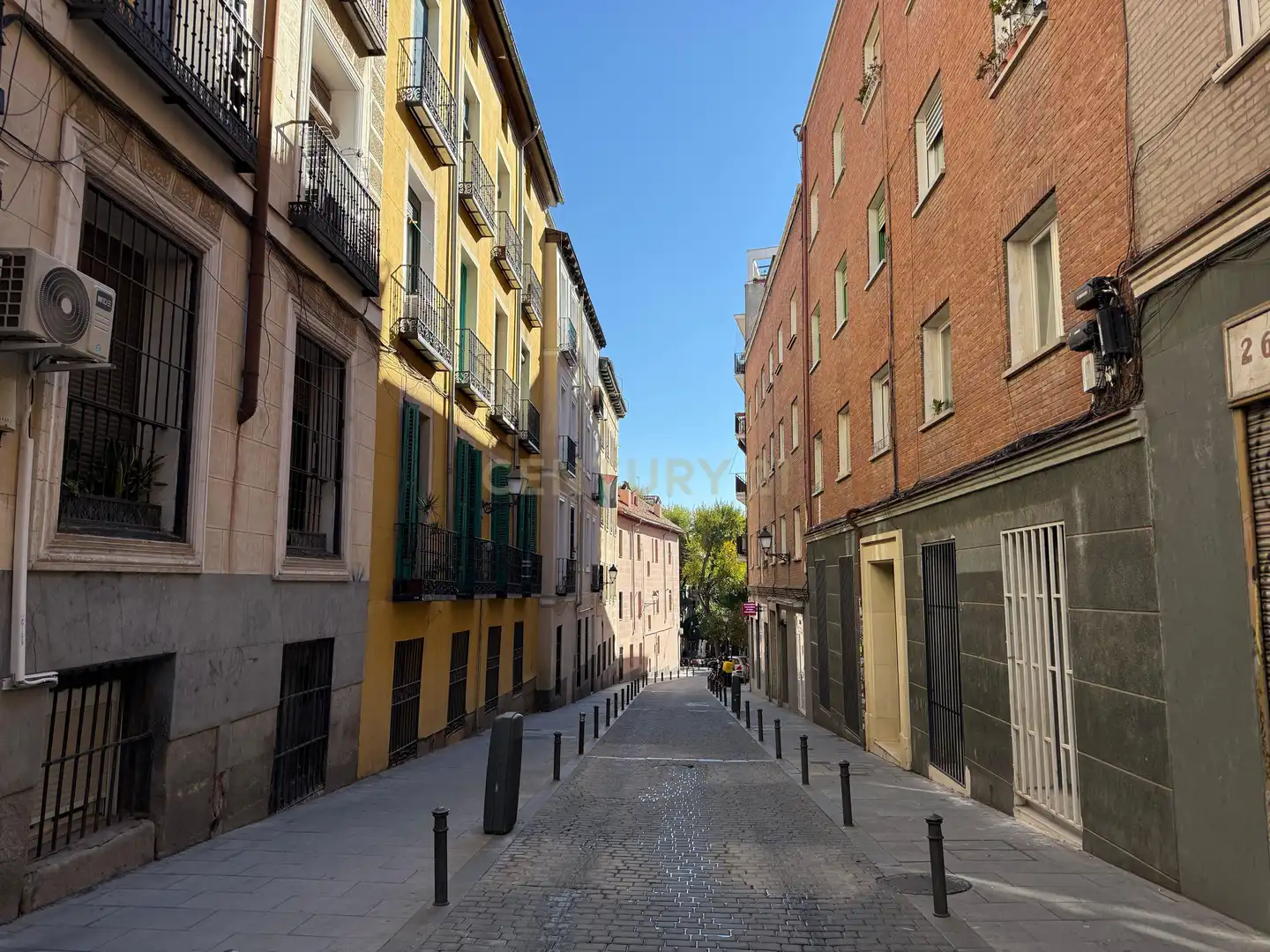 Apartments for sale in Calle Jesús y María, Madrid, Spain, Embajadores - Lavapiés