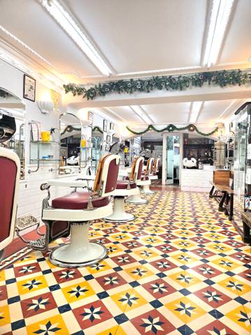 Local comercial en Alquiler en Sol