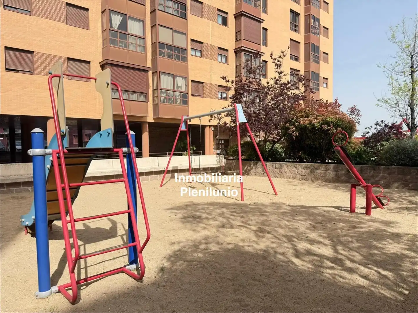 Parking of Apartments for rent in Madrid  with Air Conditioner, Heating and Parquet flooring