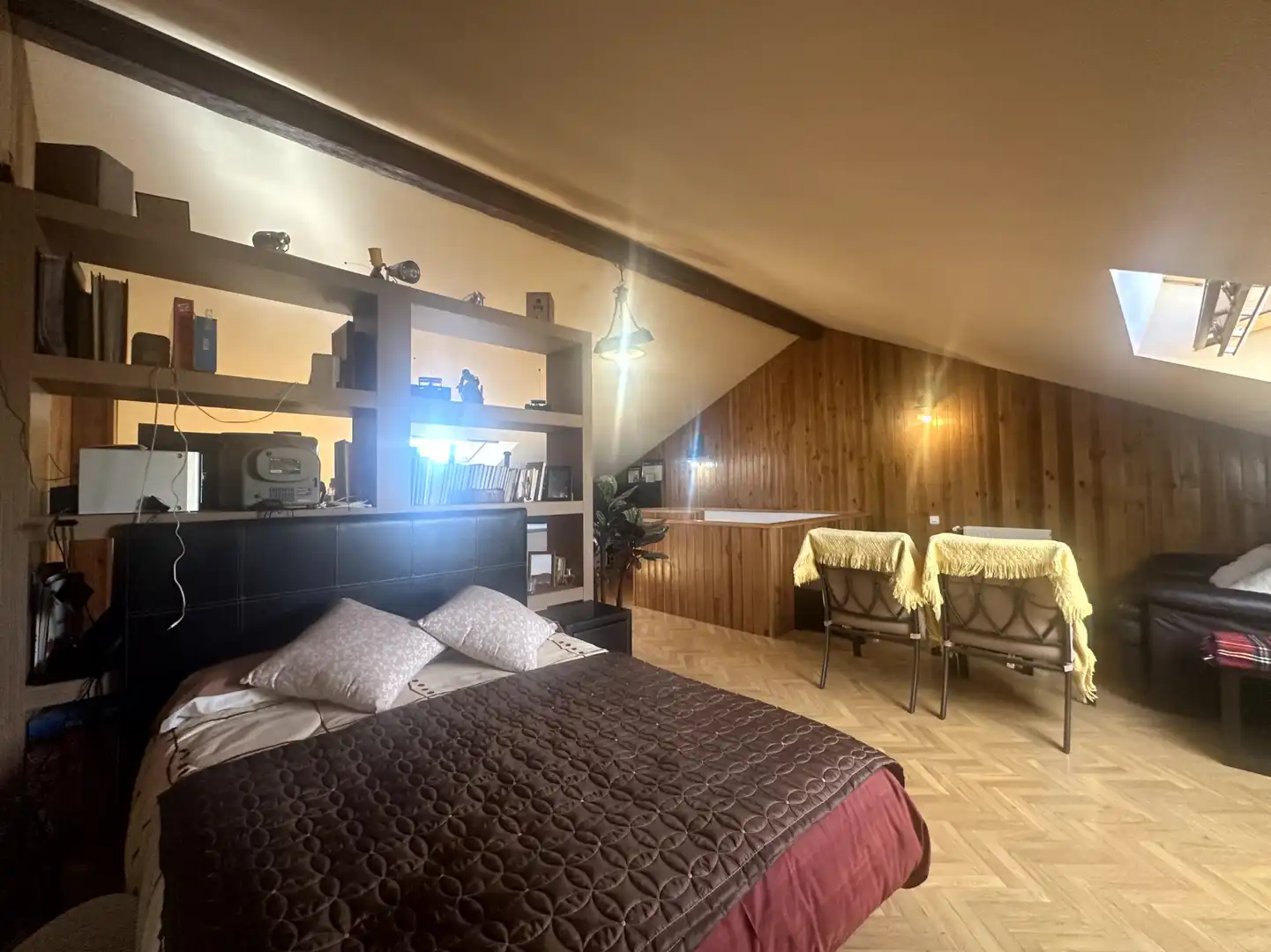 Schlafzimmer von Einfamilien-Reihenhaus zum Verkauf in Algete mit Klimaanlage, Heizung und Privatgarten
