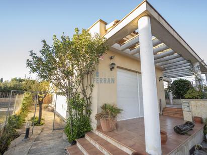 Exterior view of House or chalet for sale in El Vendrell  with Air Conditioner, Heating and Terrace