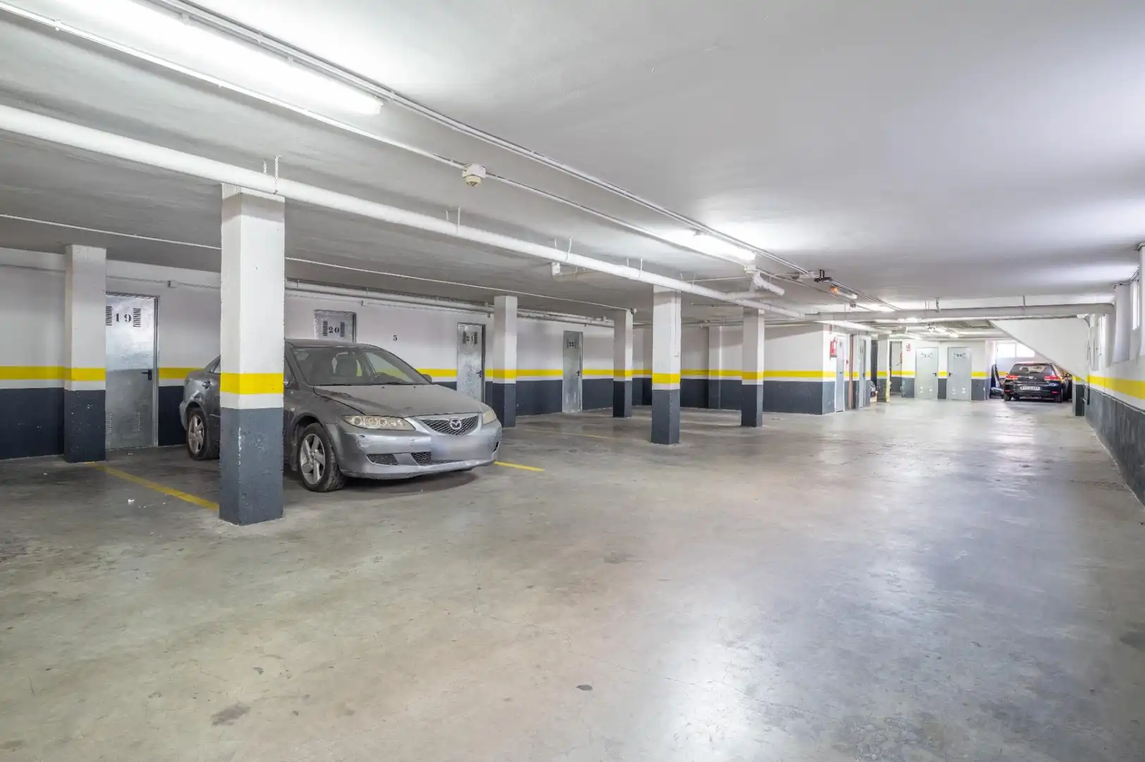 Parking de Ático en venta en Armilla con Aire acondicionado, Terraza y Trastero