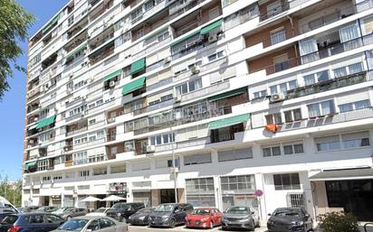 Exterior view of Flat for sale in  Madrid Capital  with Air Conditioner, Heating and Terrace