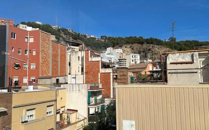 Exterior view of Attic for sale in  Barcelona Capital  with Terrace