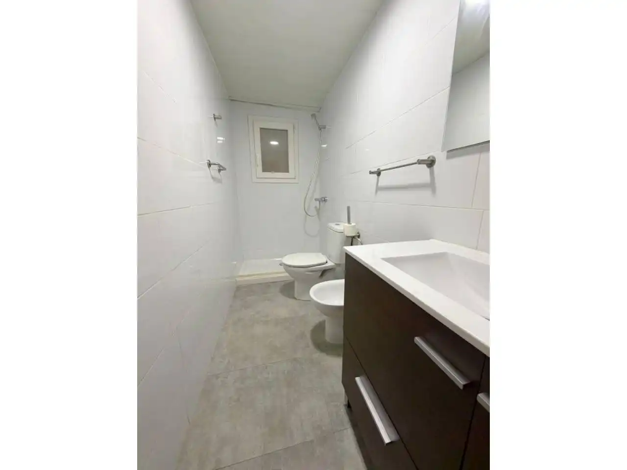Baño de Piso en venta en L'Hospitalet de Llobregat con Balcón