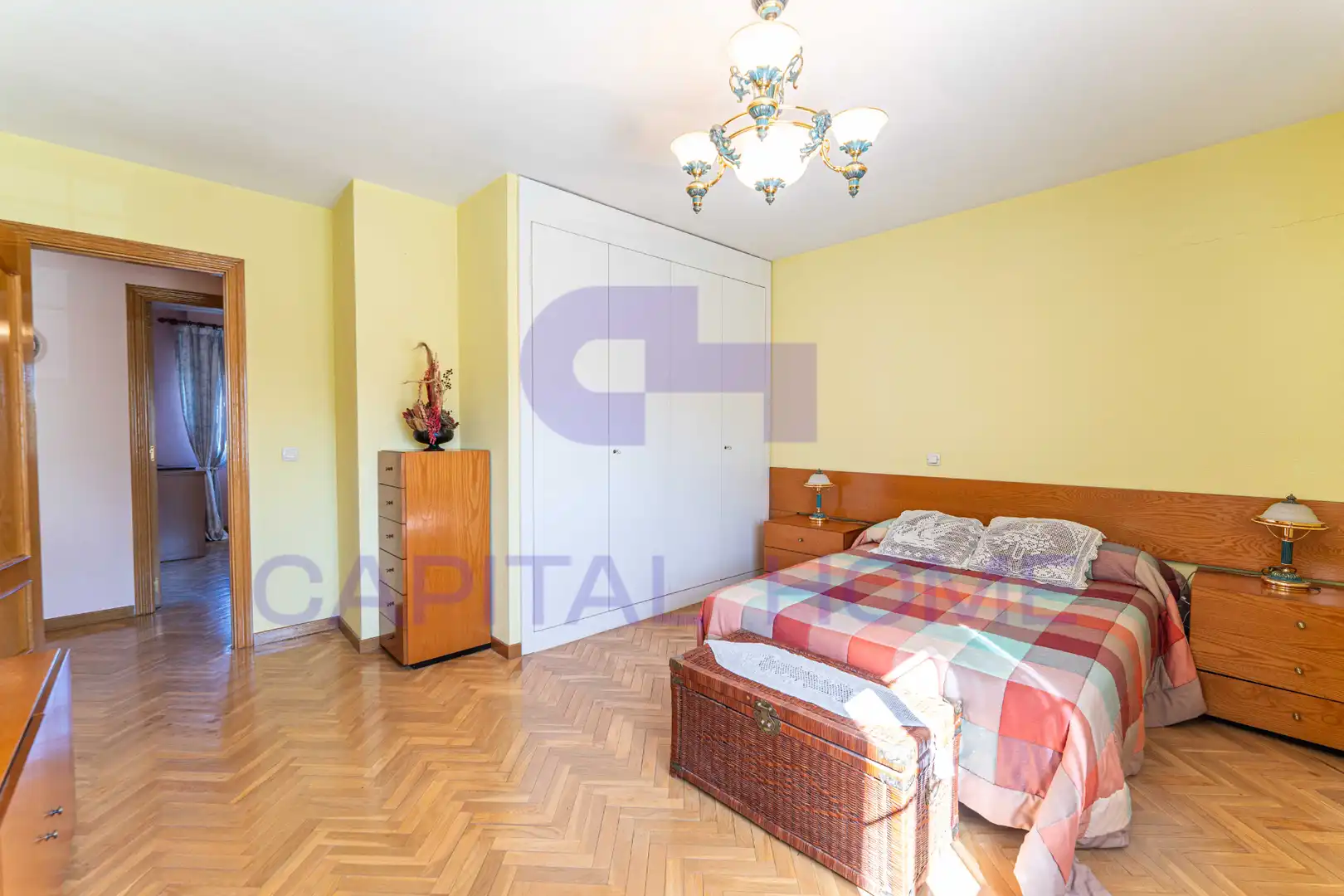 Doppelhaushälfte mit Garten zum Verkauf in Calle del Roble, imagen 32