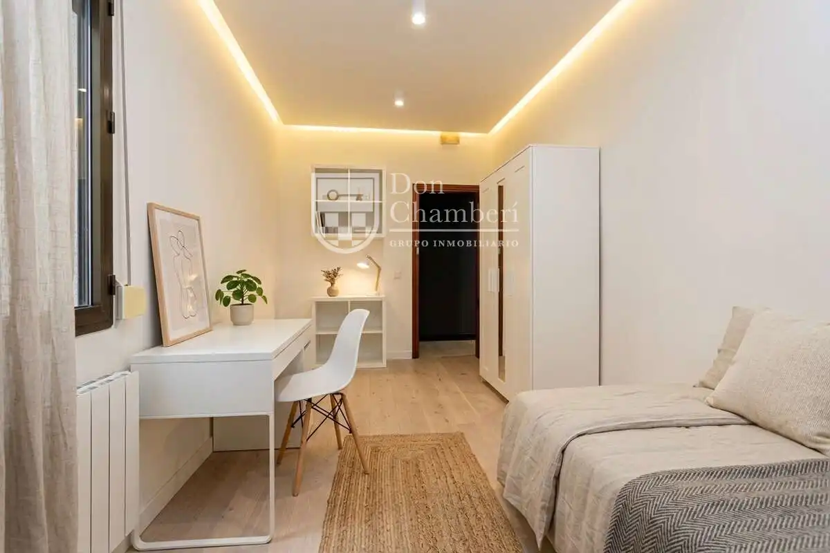 Wohnung mit Aufzug zum Verkauf in Meléndez Valdés, imagen 5