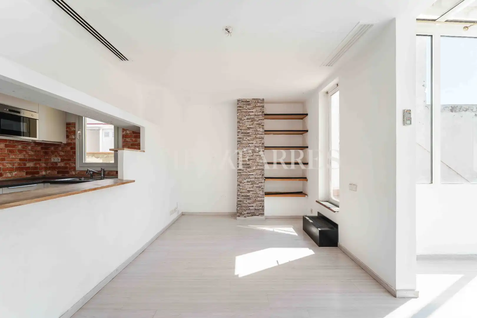 Sala de estar de Ático en venta en Barcelona con Aire acondicionado, Calefacción y Trastero