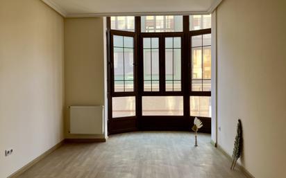 Flat for sale in Langreo