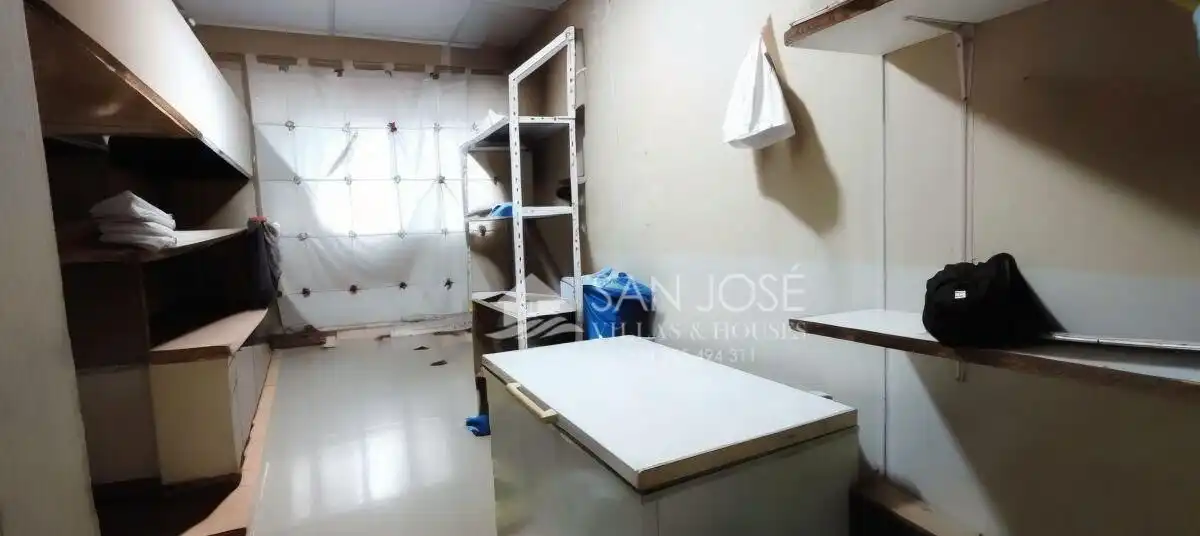 Casa o xalet en venda en Monóvar  / Monòver amb Calefacció, Traster i Piscina
