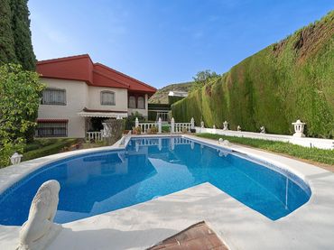 Villa con balcone in vendita a Padul