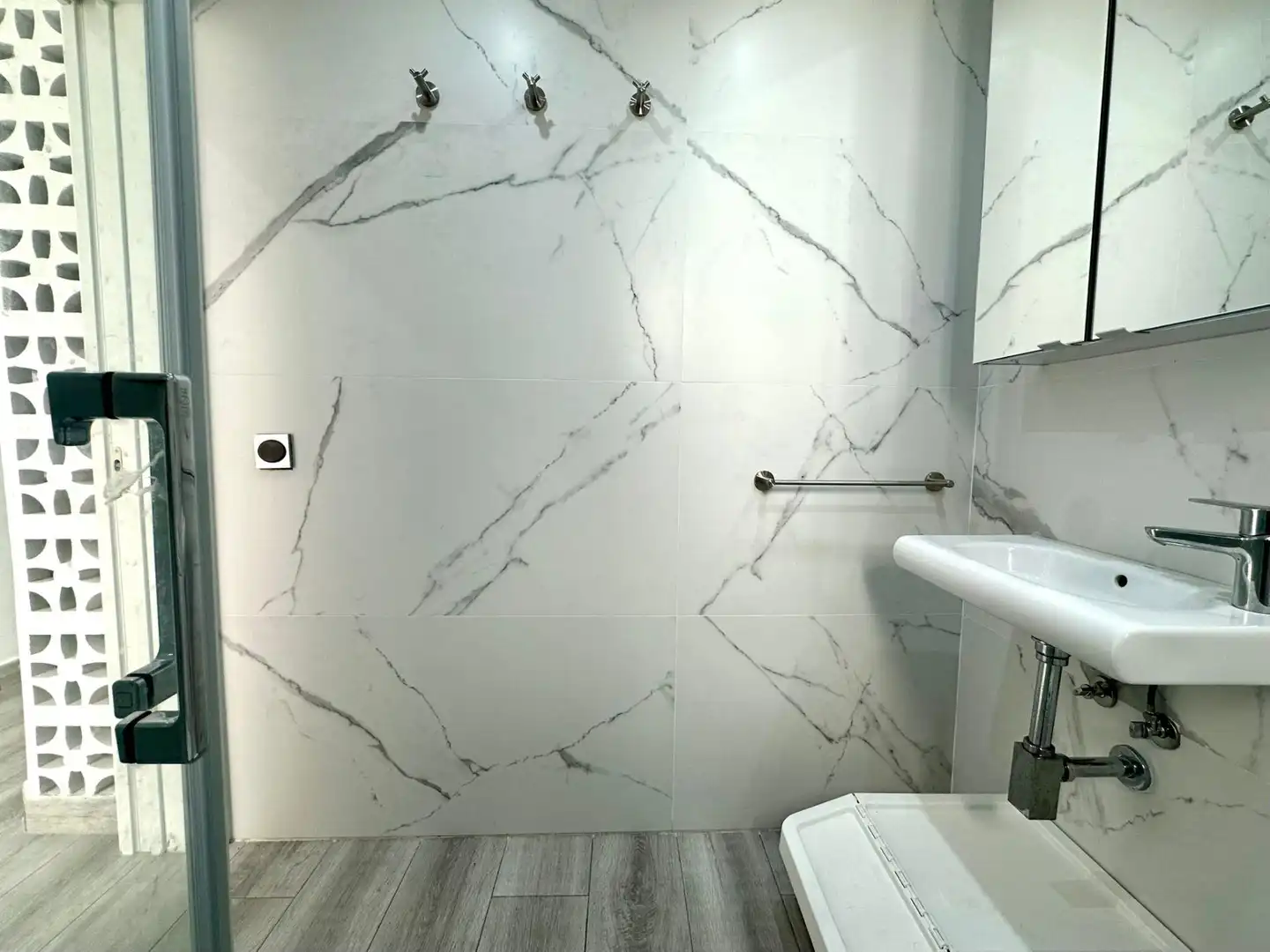 Baño de Piso en venta en Almería con Terraza