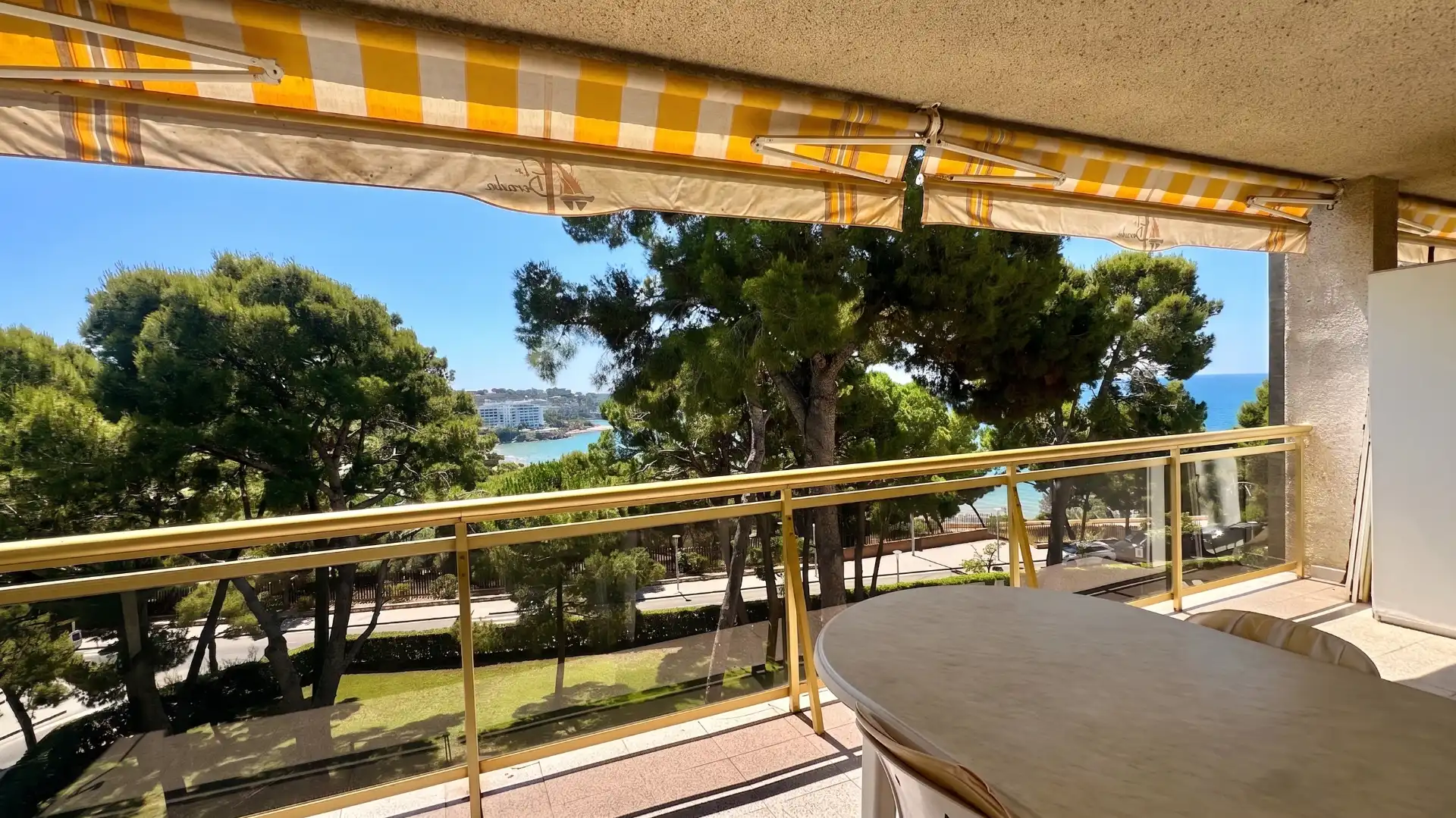 Terrasse von Dachboden zum Verkauf in Salou mit Klimaanlage, Möbliert und Balkon