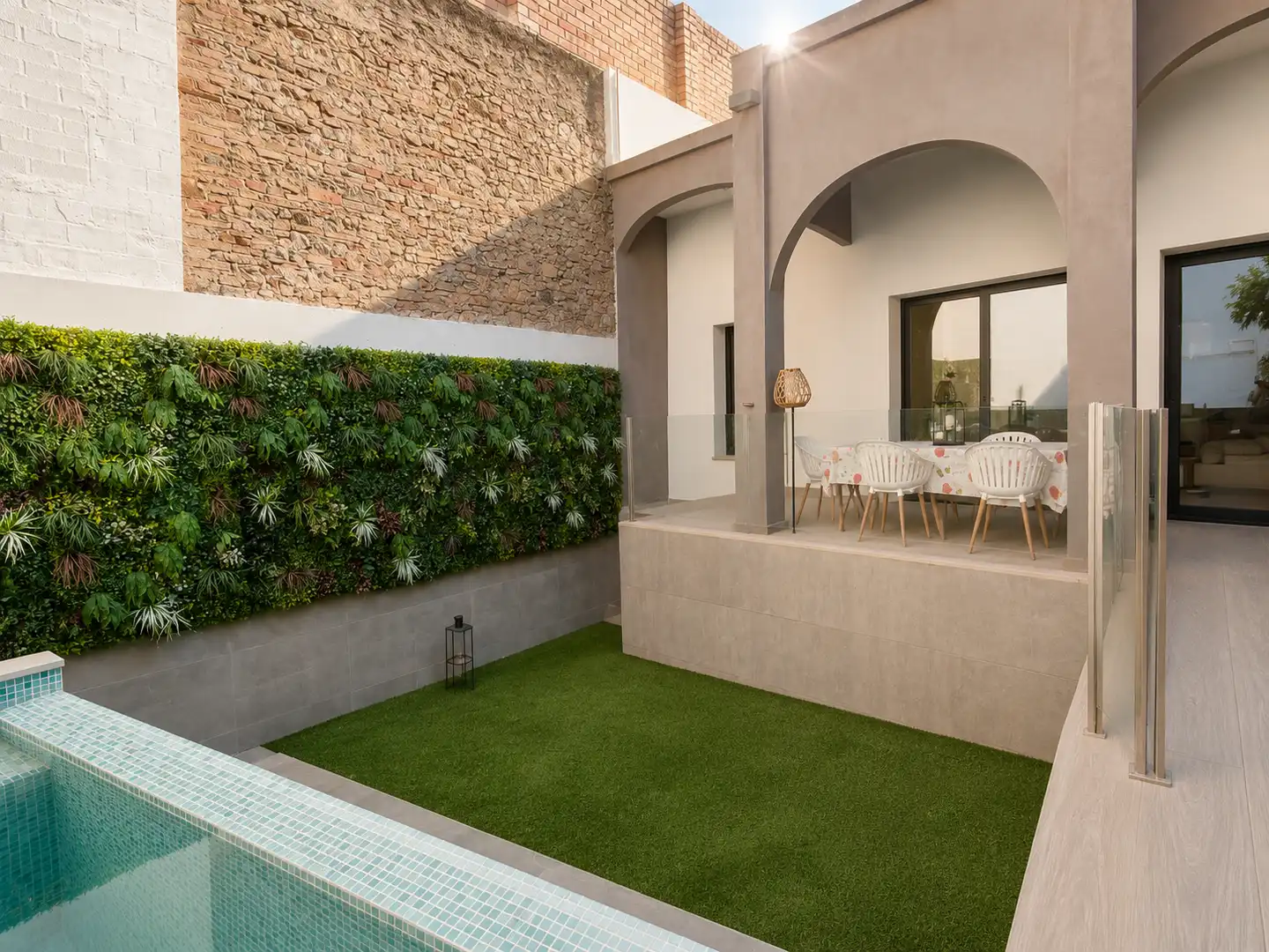Adosado con piscina en venta en Eixample - Horta Capallera, imagen 12