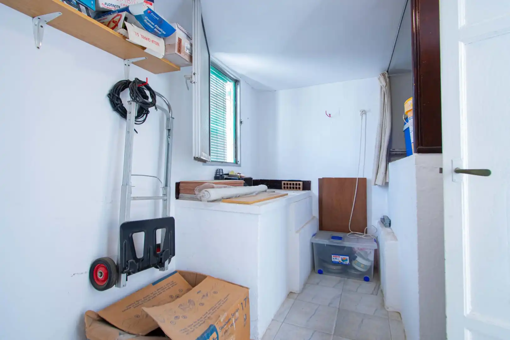 Haus oder Chalet zum Verkauf in Sevilla mit Klimaanlage, Terrasse und Abstellraum