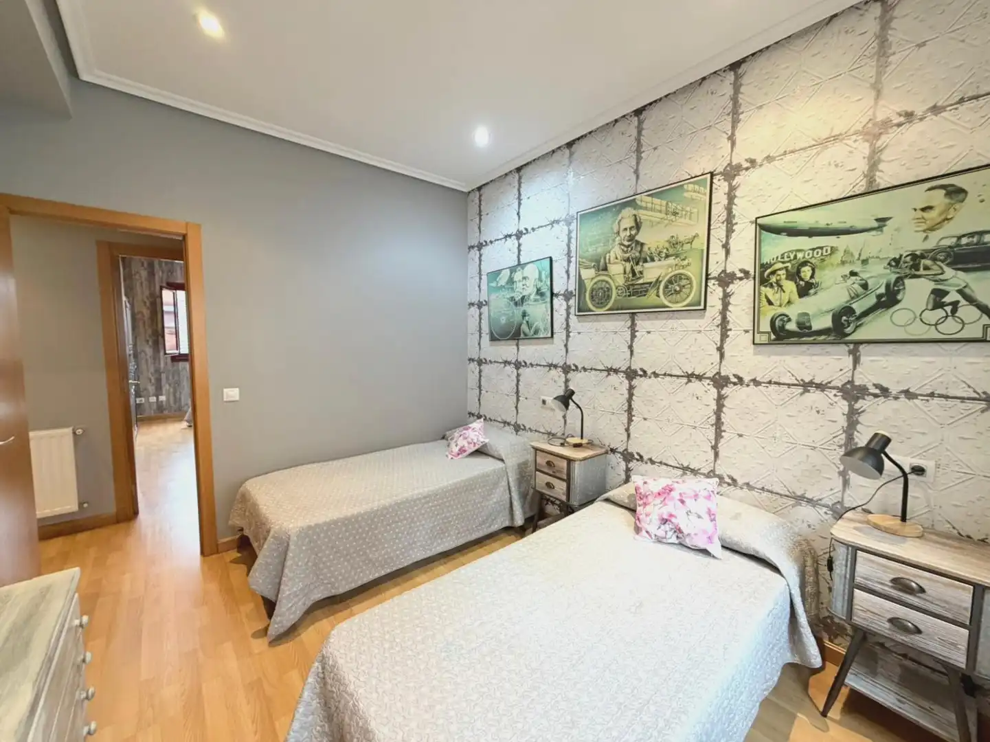 Habitación de Piso en venta en Avilés con Trastero y Amueblado