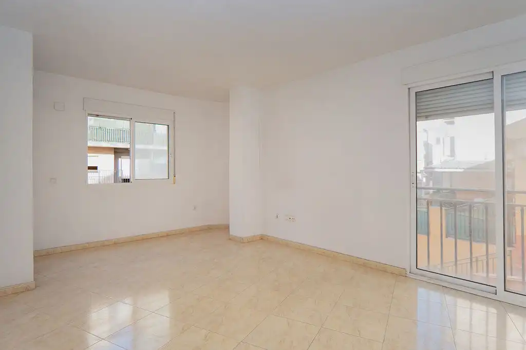 Flat with lift for sale in Av de Cieza, imagen 5