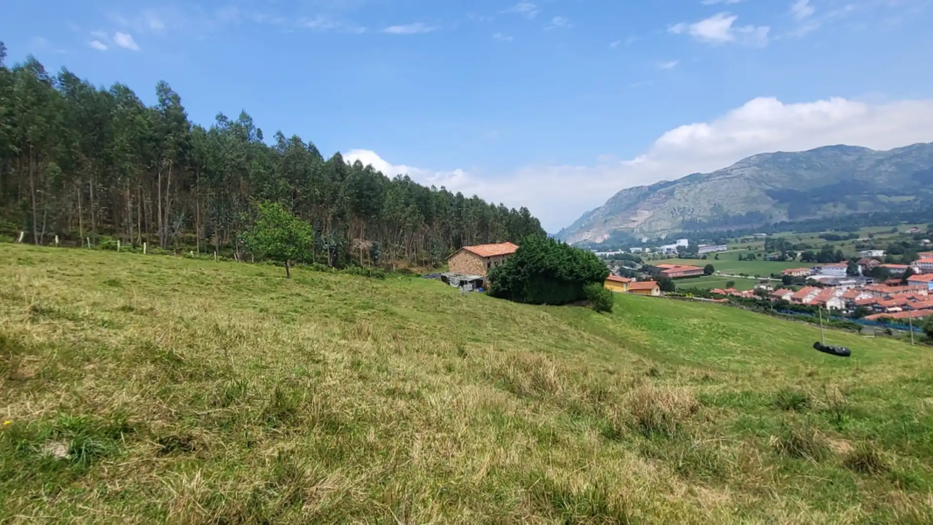 Casa o chalet en venta en Los Corrales de Buelna  con Jardín privado