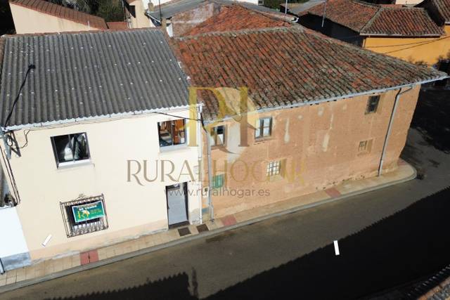 Casa-chalet en Venta en Calle El Medio, 62 en Santovenia de la Valdoncina