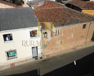 Vista exterior de Casa o xalet en venda en Santovenia de la Valdoncina