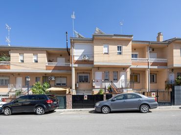 Adossat amb balcó en venda a San Francisco - Chorillo