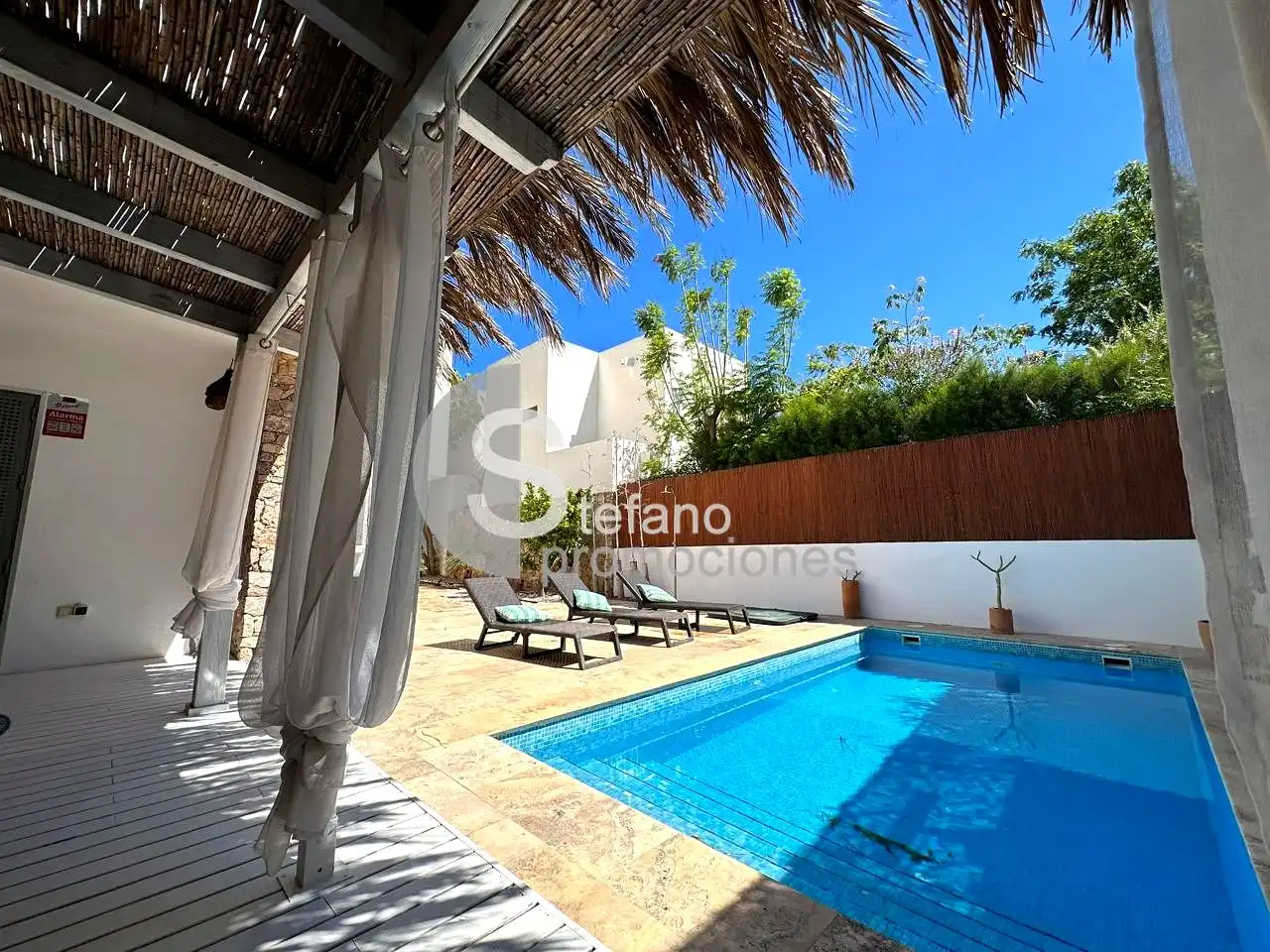 Exterior view of Detached homes for rent in Níjar  with Air Conditioner, Heating and Private garden