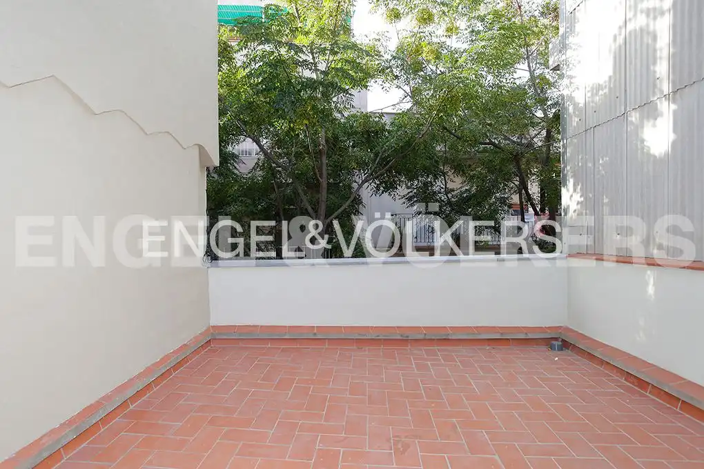 Terraza de Casa o chalet en venta en Barcelona con Calefacción y Jardín privado