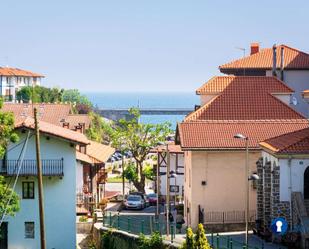 Vista exterior de Casa o xalet en venda en Zierbena amb Terrassa i Balcó