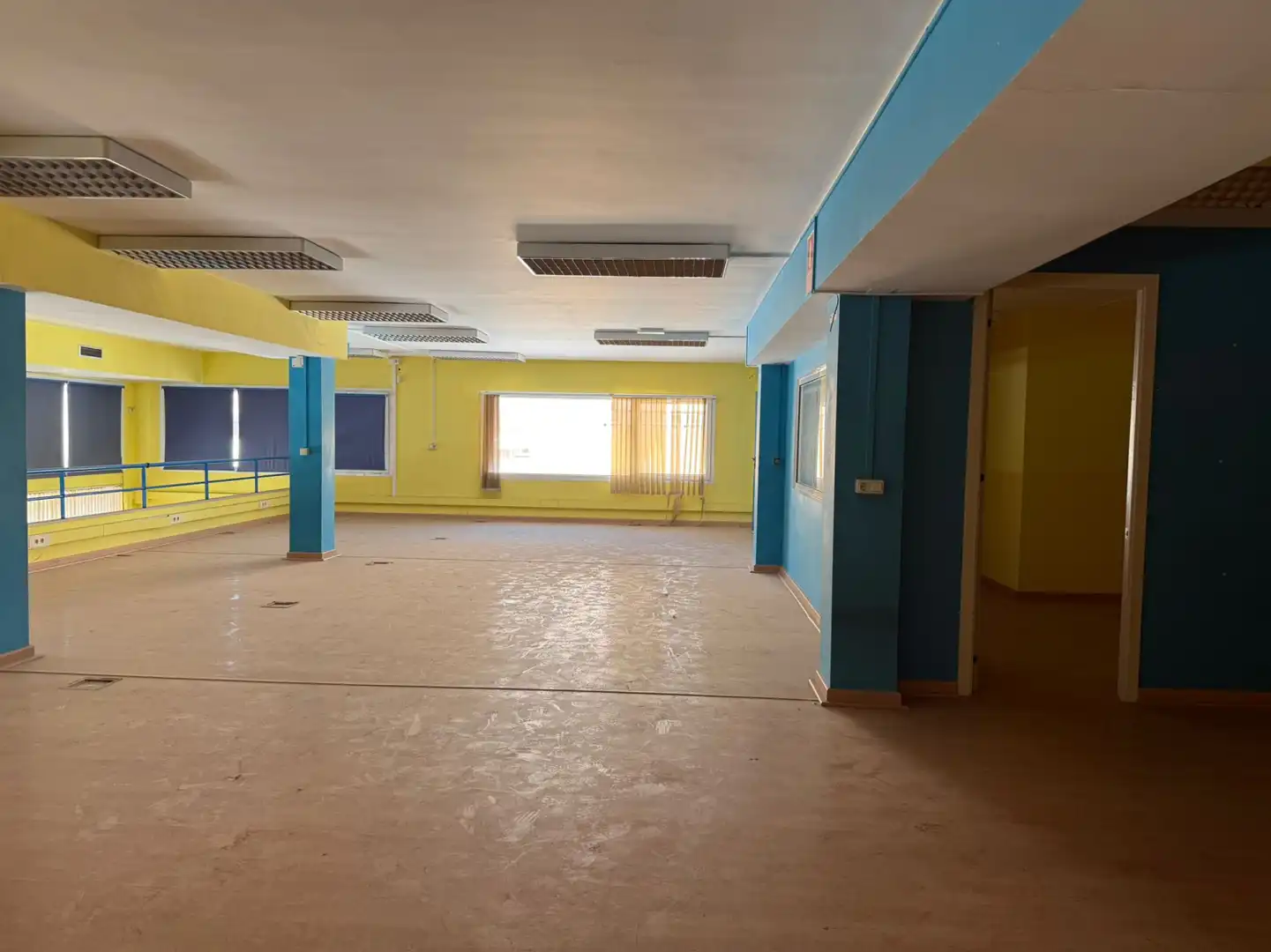 Business premises for sale in Vilanova i la Geltrú - Rambla Exposició, imagen 14