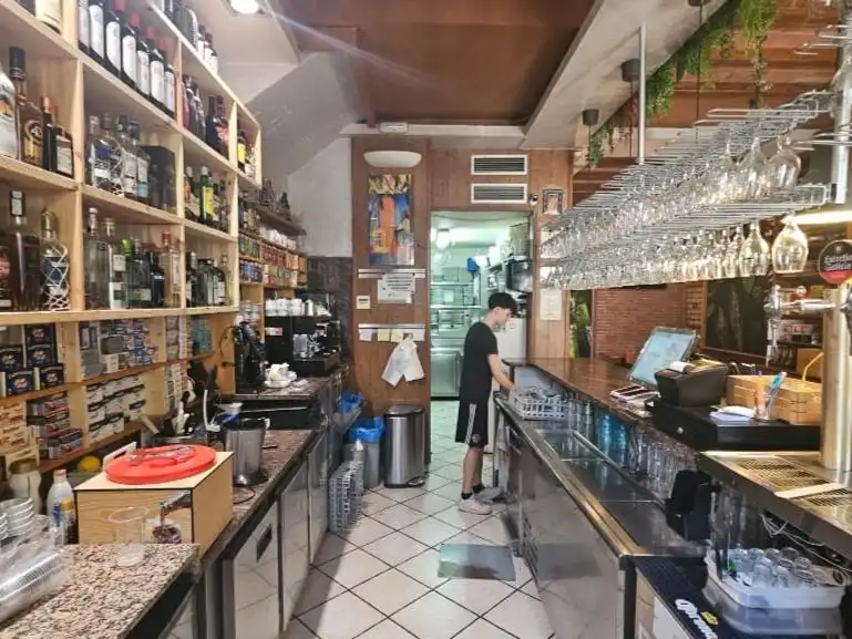Local comercial en traspàs a Plaça Ocata 9, imagen 10