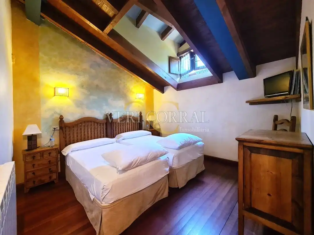 Bedroom of Buildings for sale in Cangas de Onís