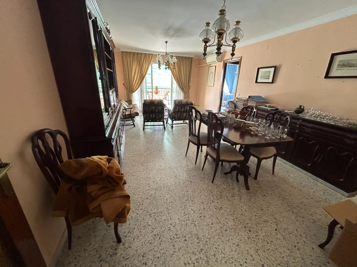 Dining room of Flat for sale in Vélez-Málaga  with Air Conditioner, Terrace and Furnished