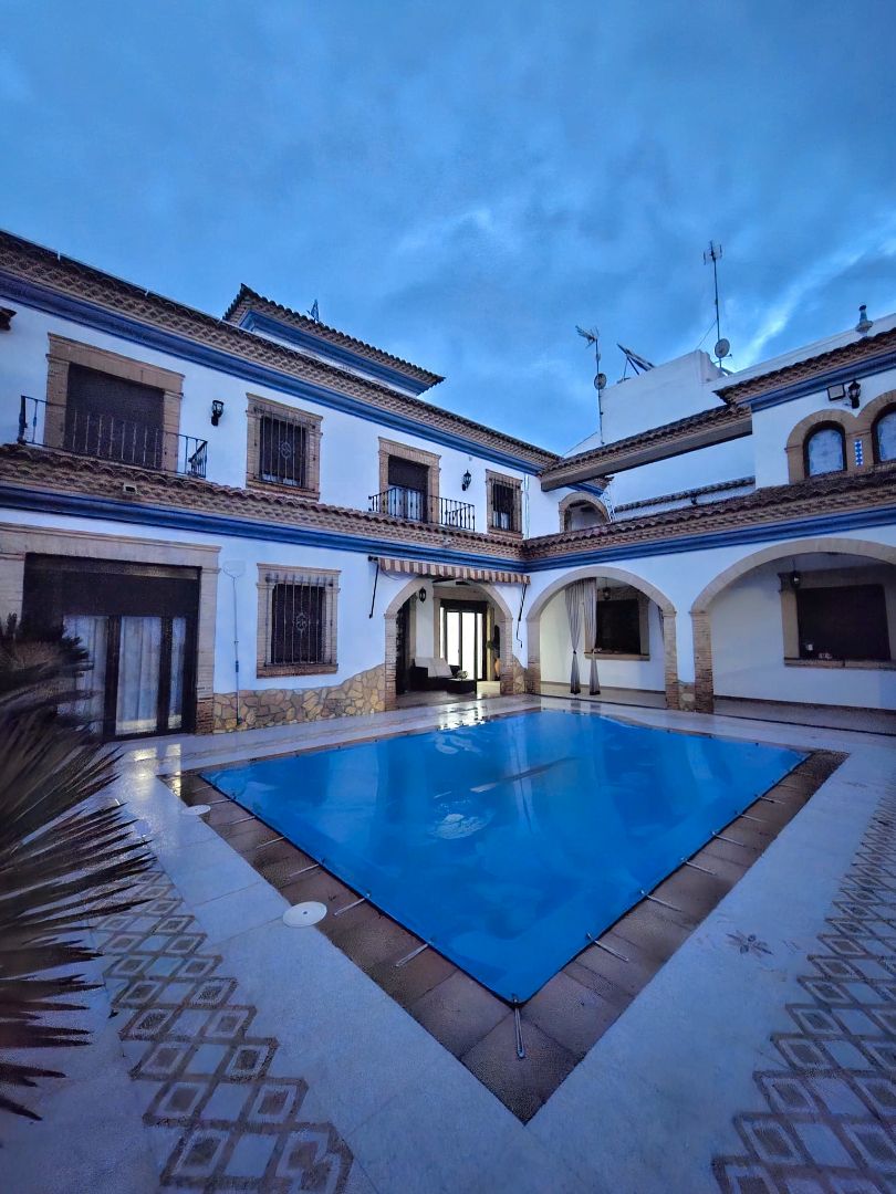 Casa adosada en venda a Jamilena