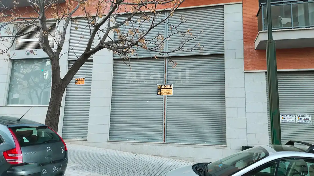 Local comercial de lloguer a Zona Nord, imagen 2