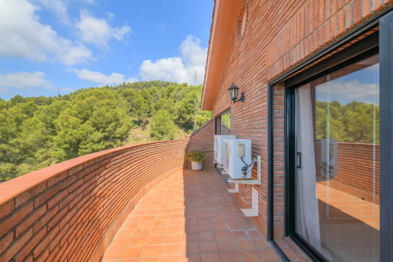 Terraza de Casa o chalet en venta en Viladecans con Terraza, Piscina y Balcón