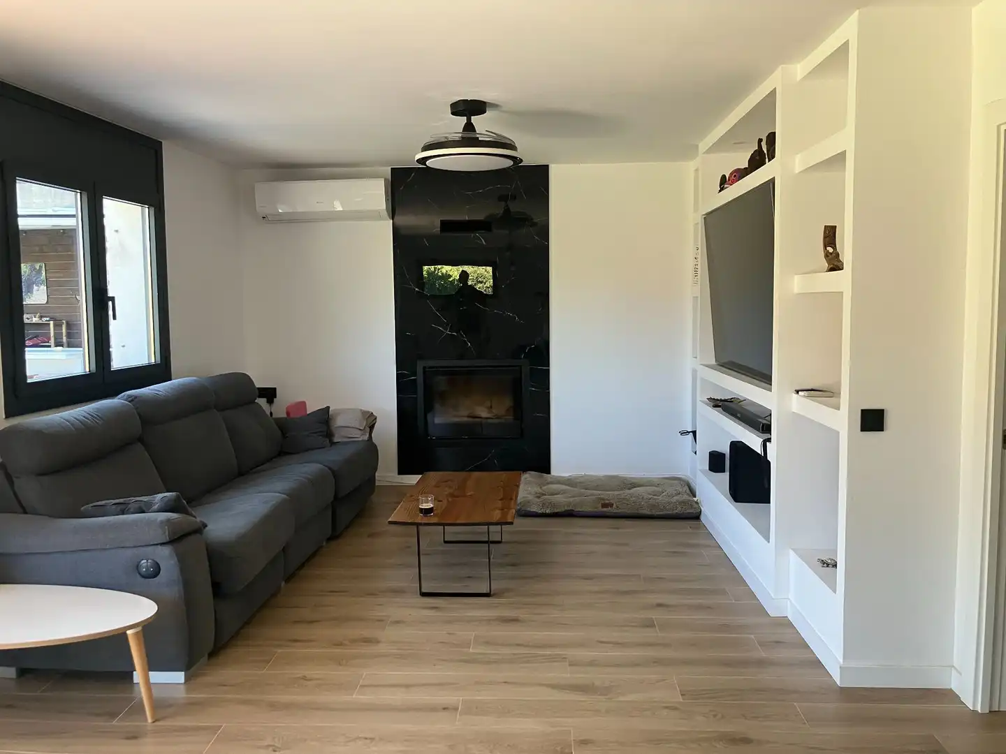 Sala de estar de Casa o chalet en venta en Terrassa con Calefacción, Jardín privado y Piscina