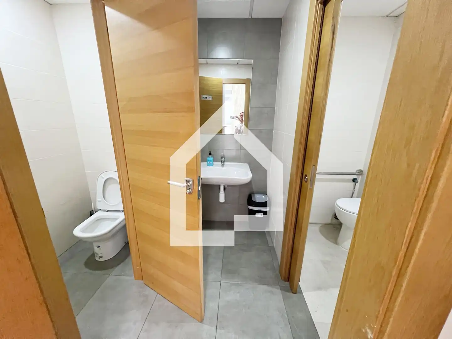 Business premises for transfer in Calle Cervantes, imagen 20