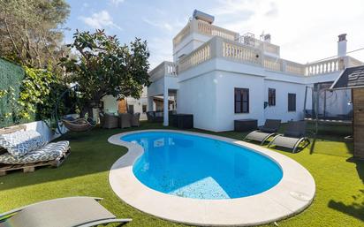 Piscina de Casa o xalet en venda en Campos amb Aire condicionat, Jardí privat i Parquet