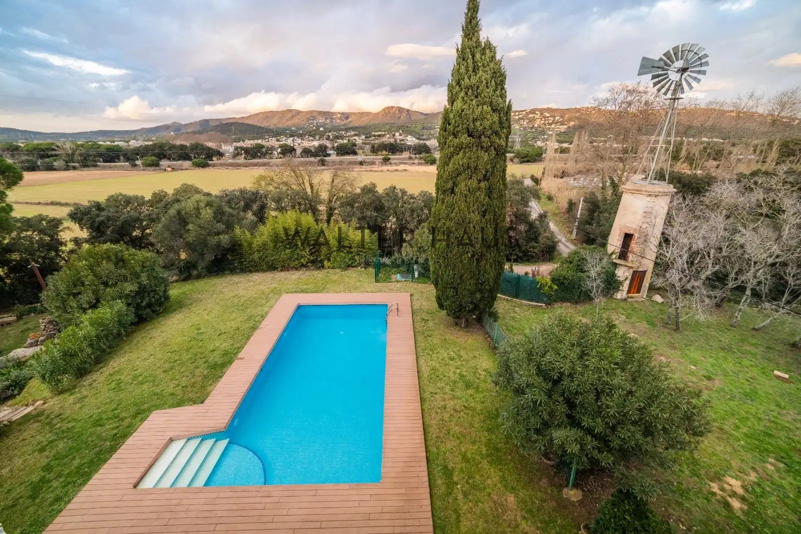 Piscina de Finca rústica en venta en Santa Cristina d'Aro con Calefacción, Jardín privado y Parquet