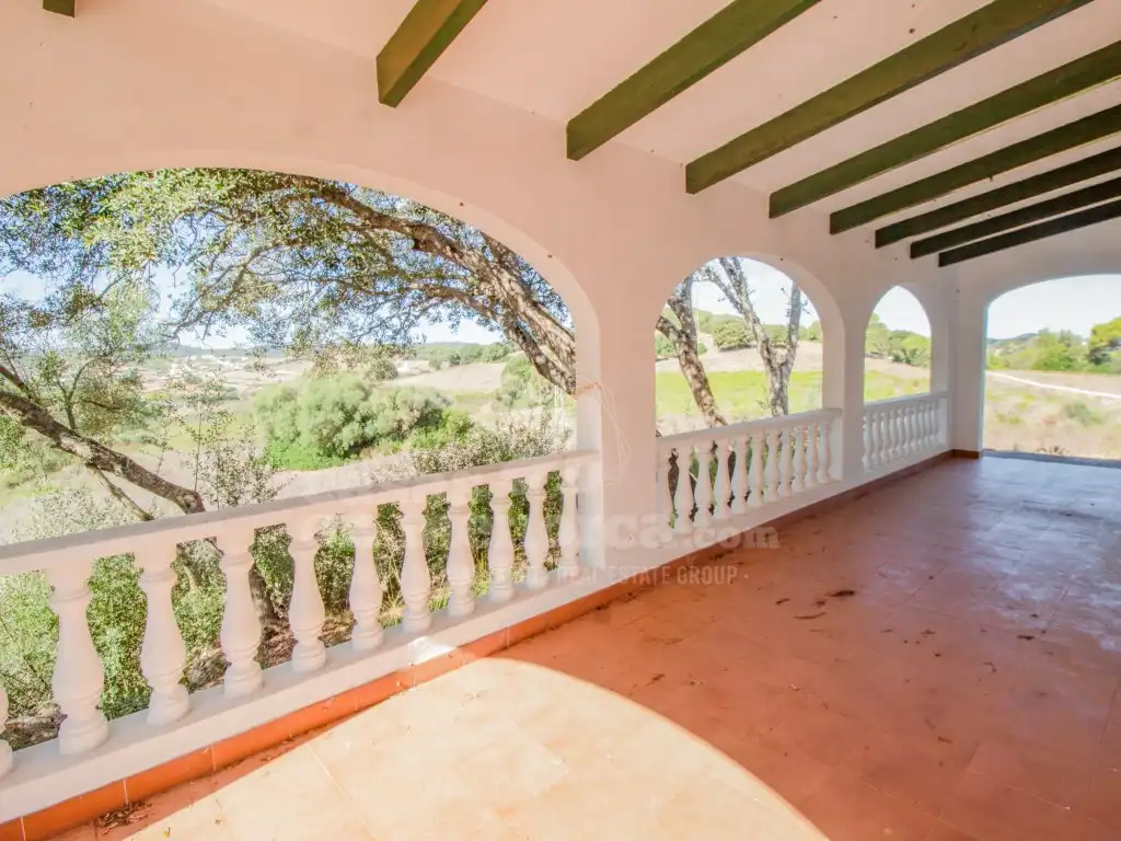 Terrassa de Finca rústica en venda en Es Mercadal amb Jardí privat