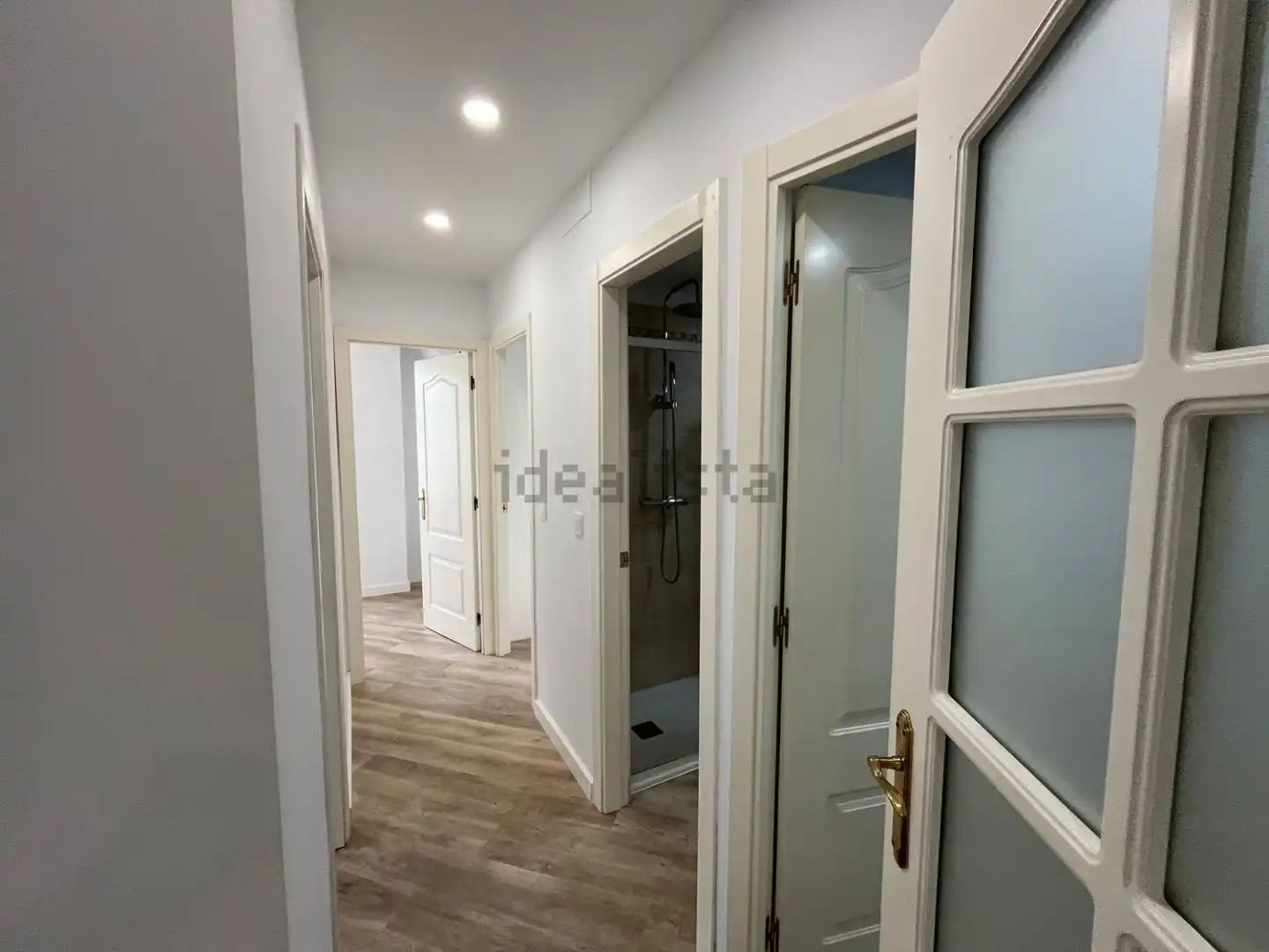 Piso en venta en  Sevilla Capital con Aire acondicionado, Terraza y Balcón