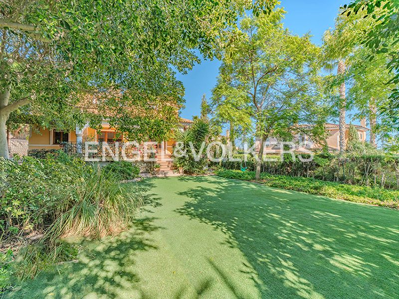 Vista exterior de Casa o xalet en venda en Mutxamel amb Aire condicionat, Calefacció i Jardí privat