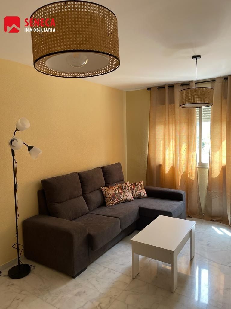 Sala de estar de Piso en venta en  Córdoba Capital con Calefacción, Terraza y Amueblado