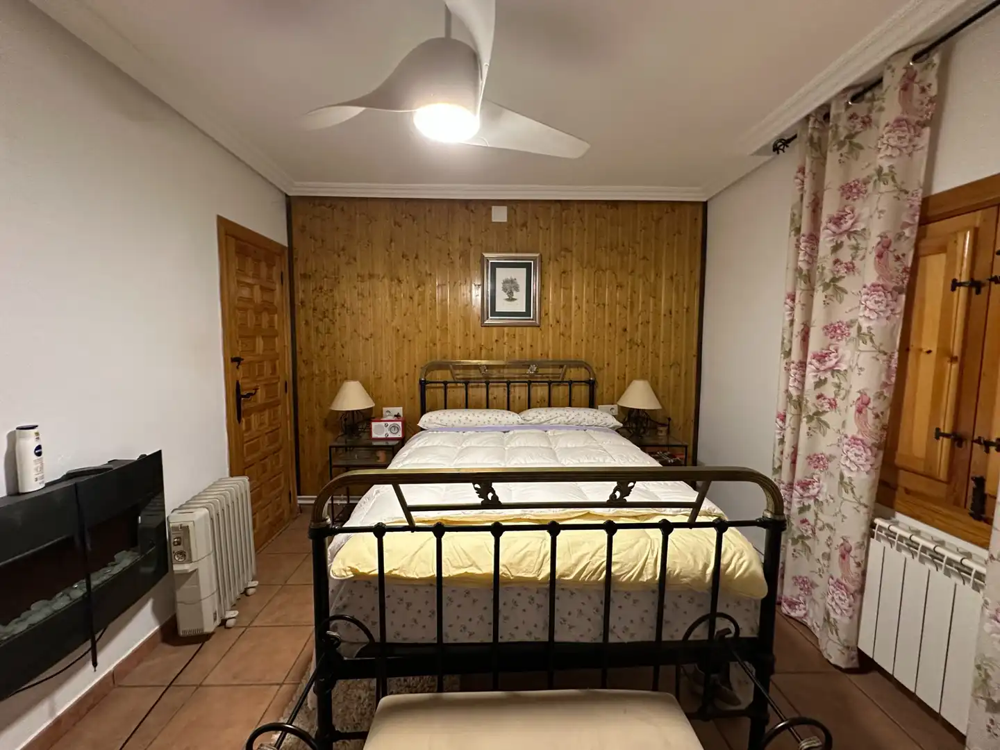 Bedroom of Houses for sale in Úbeda  with Air Conditioner, Heating and Private garden